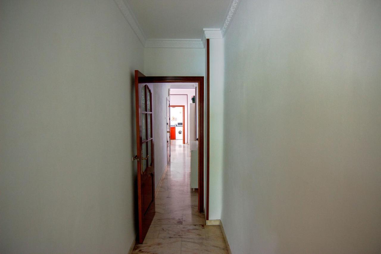 Rentalsevilla Centrico Apartamento Junto Al Guadalquivir Con Parking Coche Mediano Esterno foto